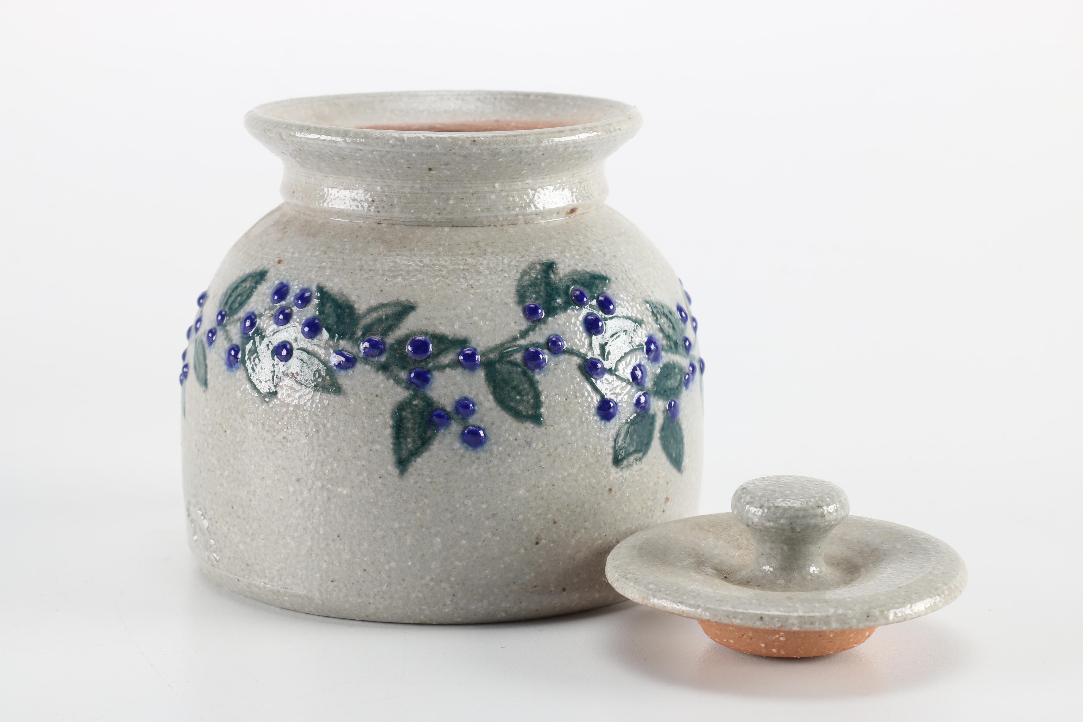 Salmon Falls Stoneware Kitchenware