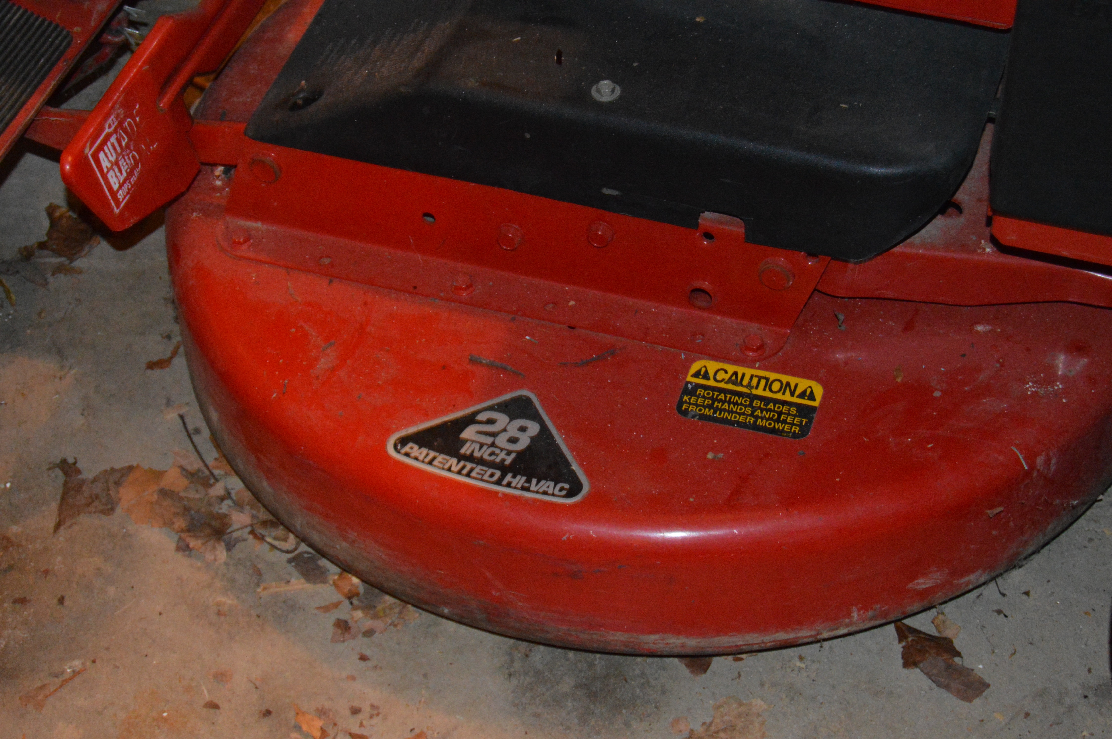 Snapper Riding Mower, Model SR1028