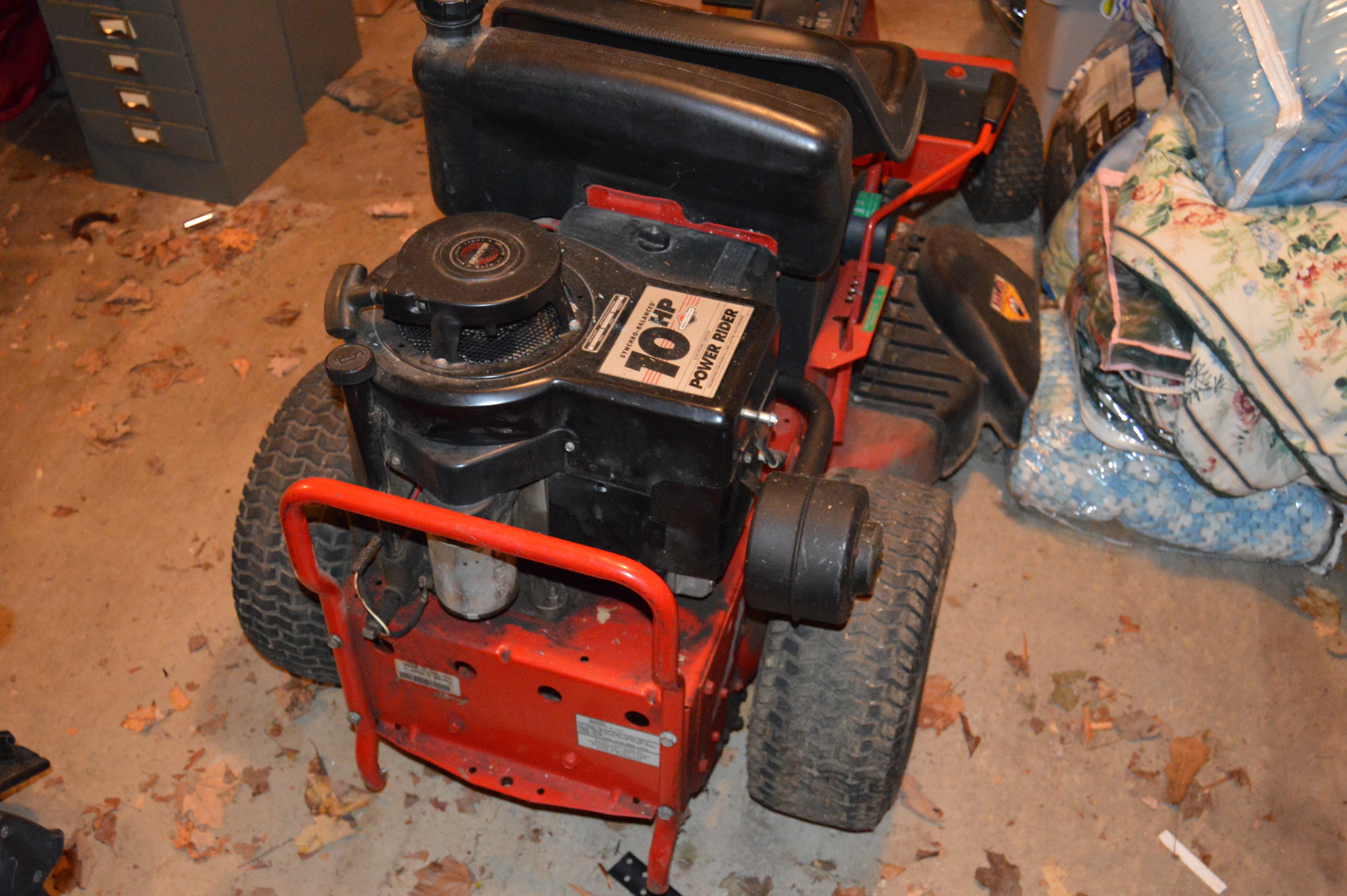 Snapper Riding Mower, Model SR1028