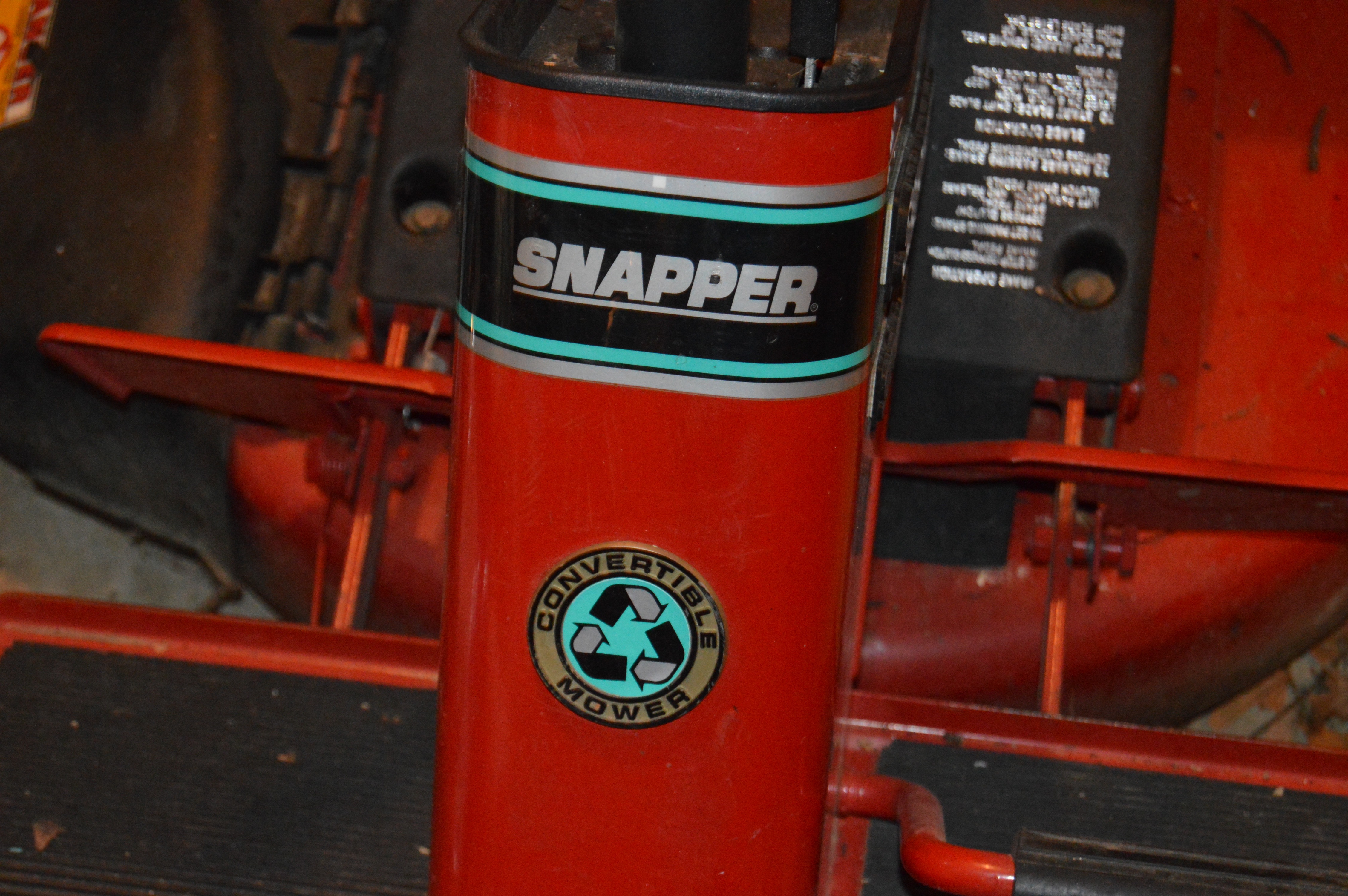 Snapper Riding Mower, Model SR1028