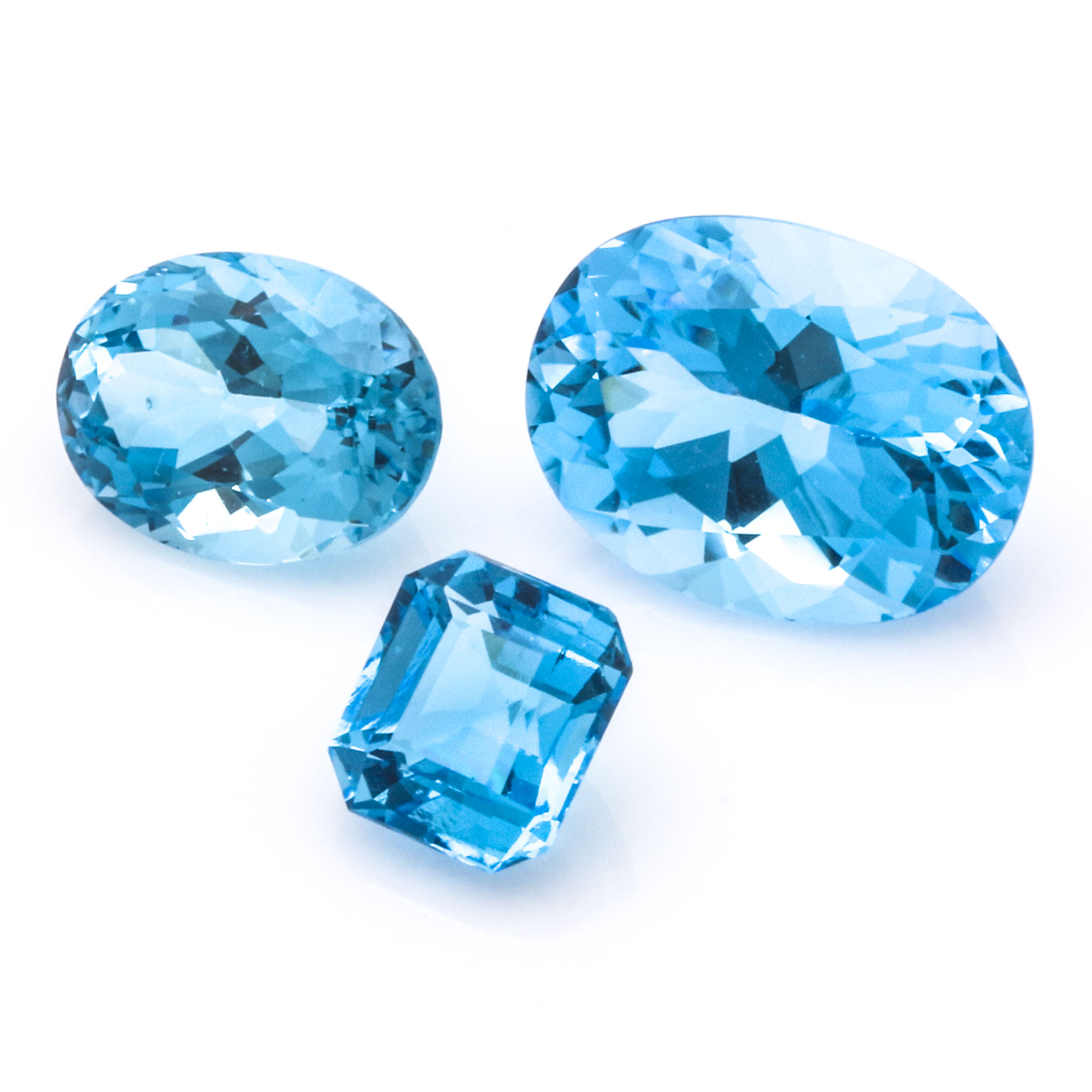 Natural Blue Topaz Stones | EBTH