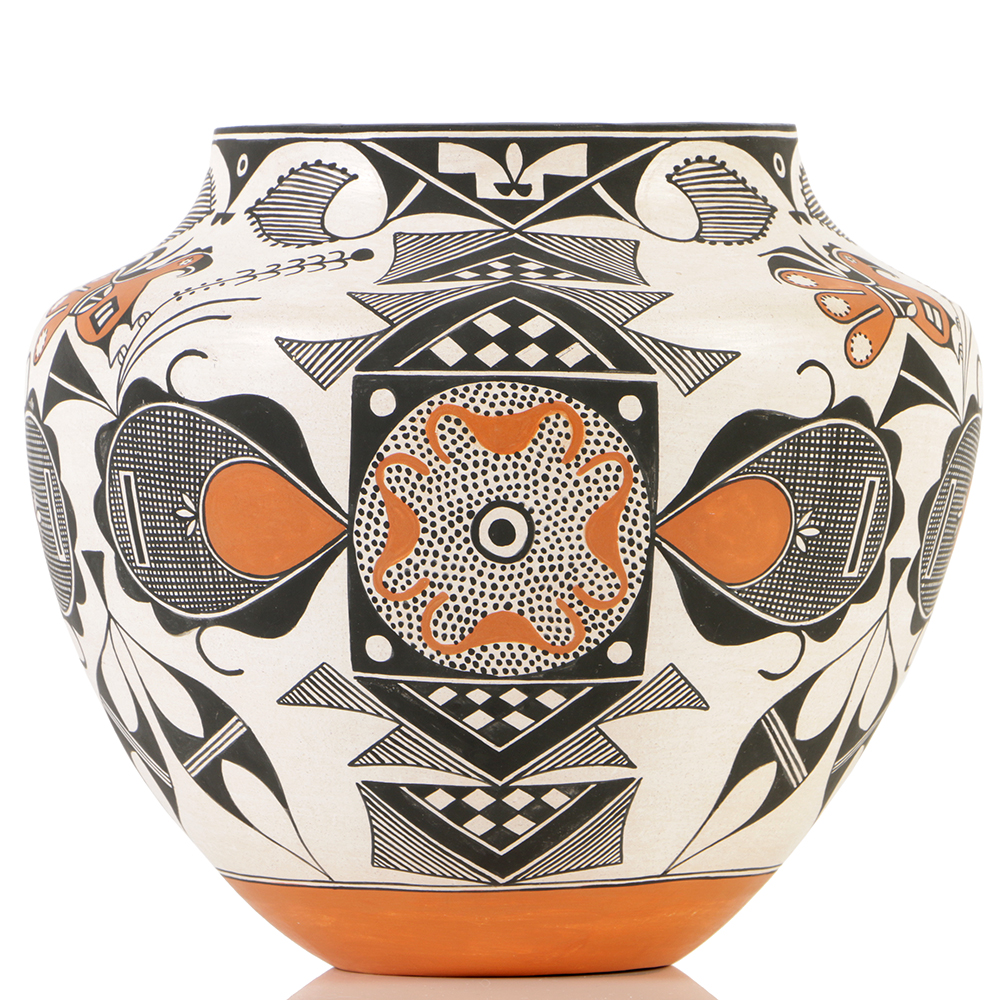 Rachel Aragon Hand Coiled Acoma Olla Pot