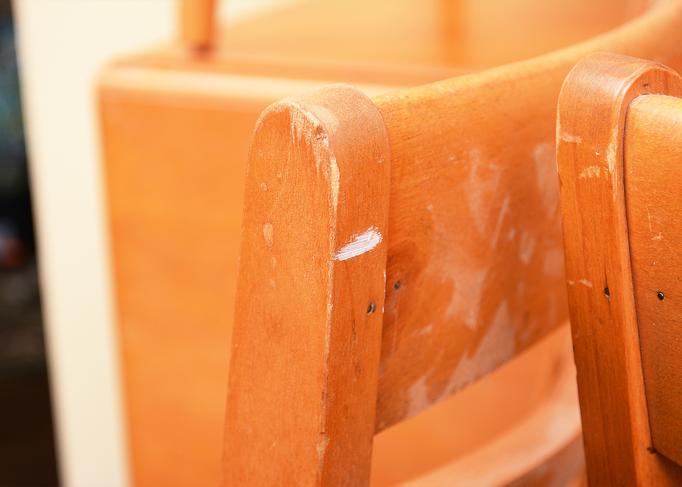 Mid Century Modern Heywood-Wakefield Drop Leaf Dining Table and Four Chairs