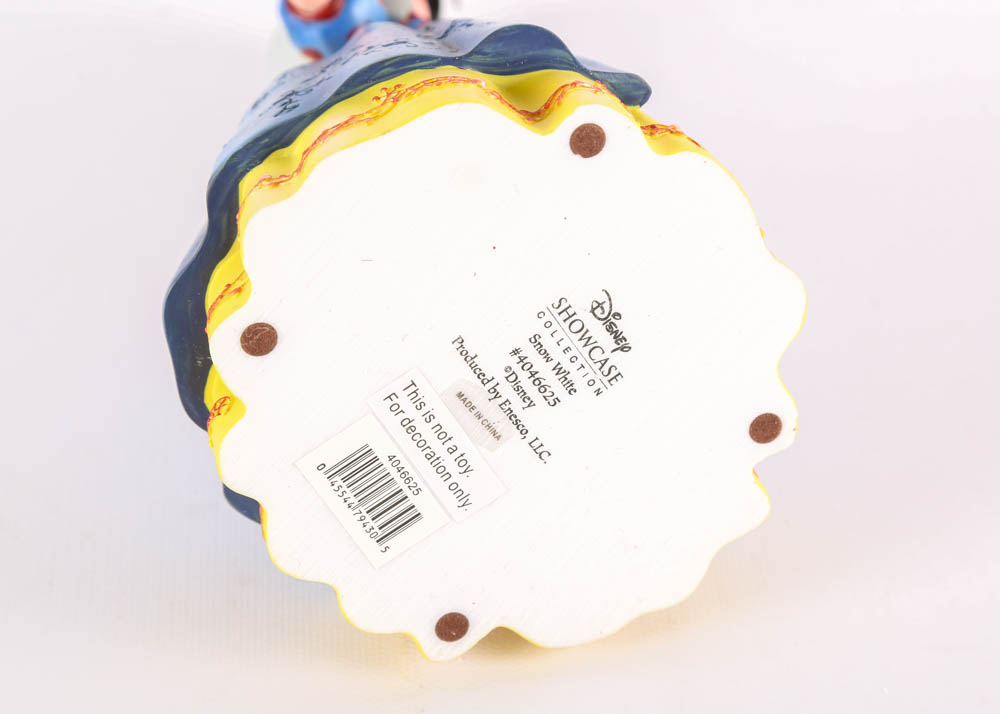 "Couture de Force" Masquerade Figurines of Snow White and the Evil Queen