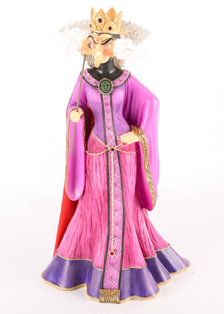 "Couture de Force" Masquerade Figurines of Snow White and the Evil Queen