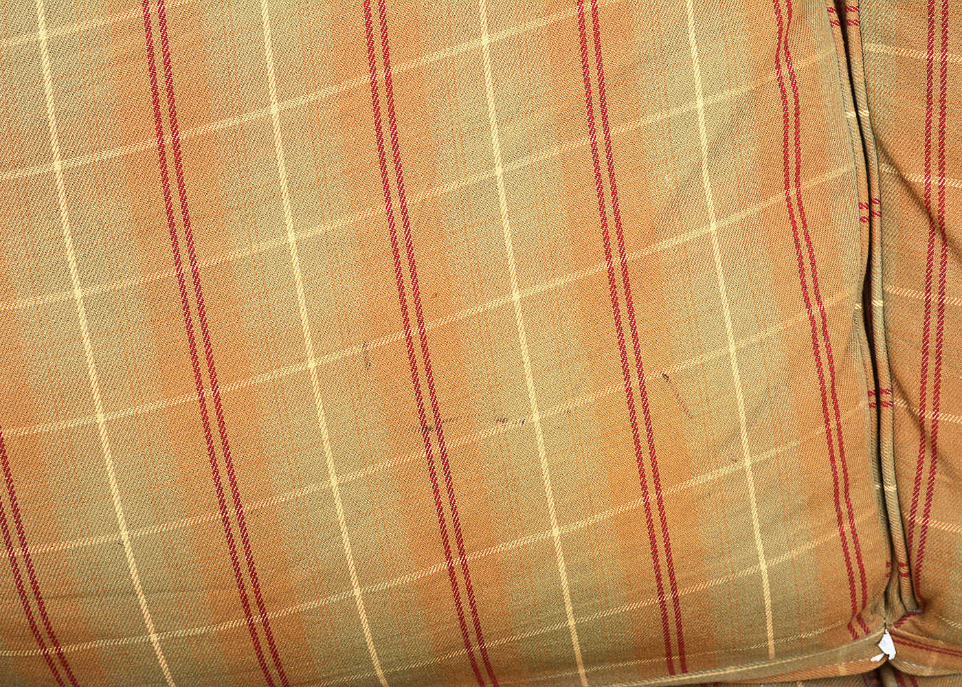 Contemporary Country Cottage Style Loveseat