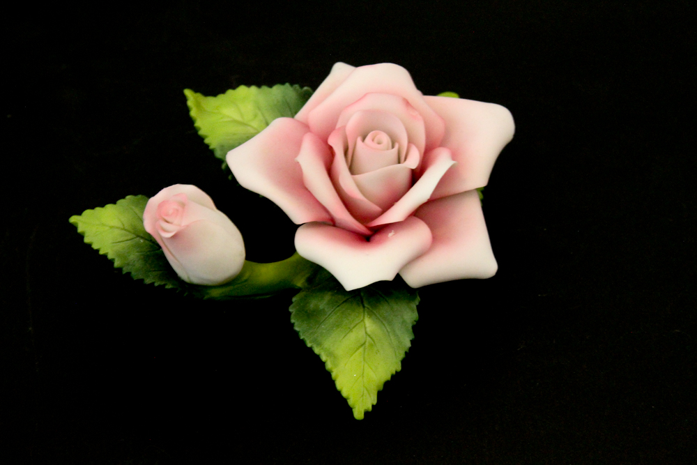 2001 Limited Edition Seraphim Classics "Heaven on Earth Angel" Figurine