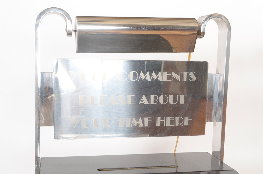 Art Deco Comments Station