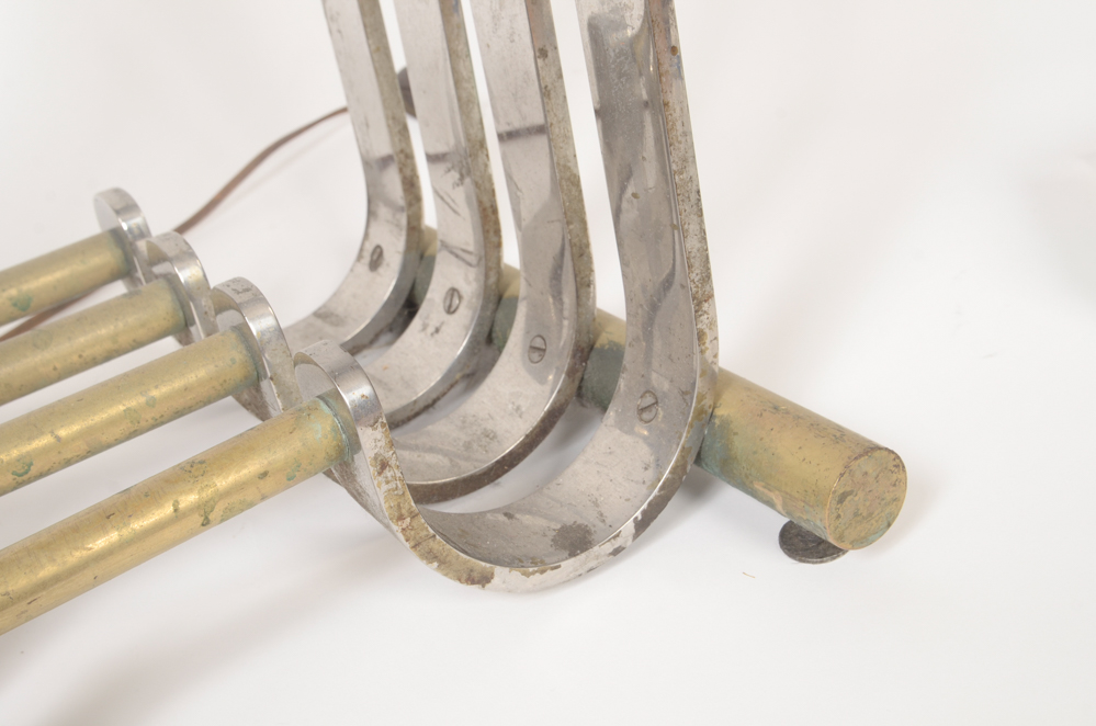 Art Deco Comments Station