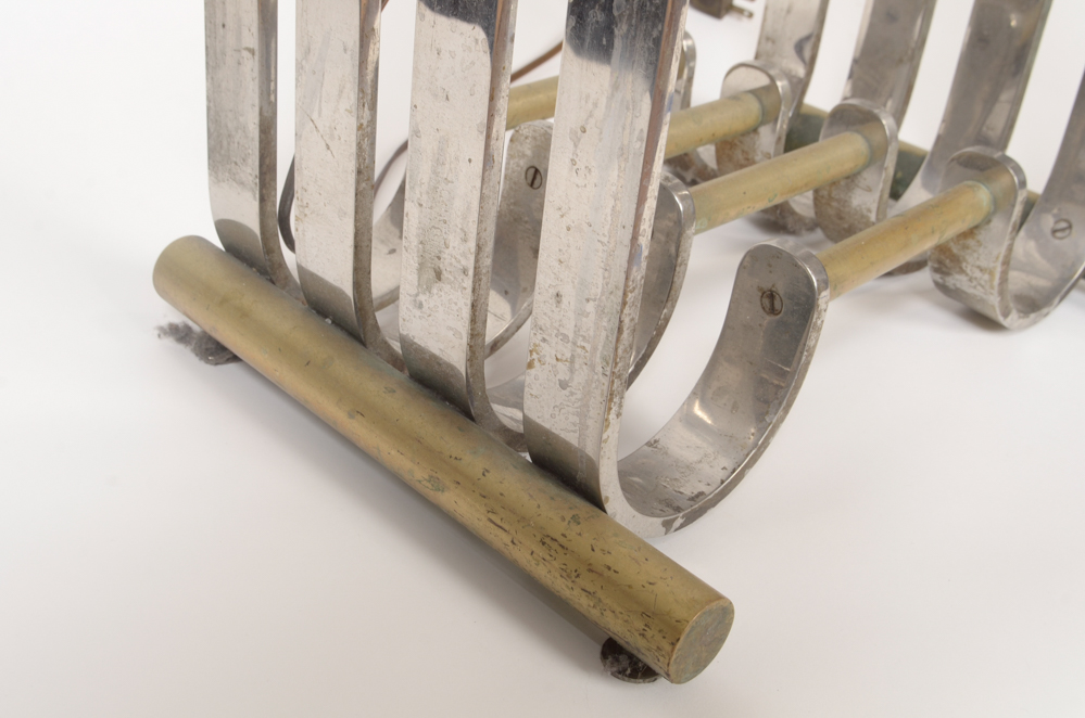 Art Deco Comments Station