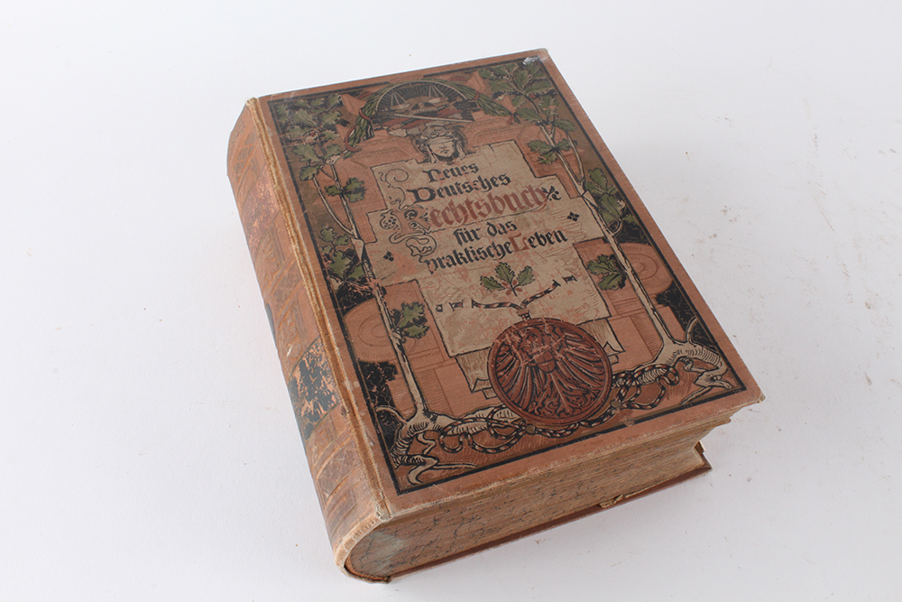 Antique Foreign Medical Textbooks