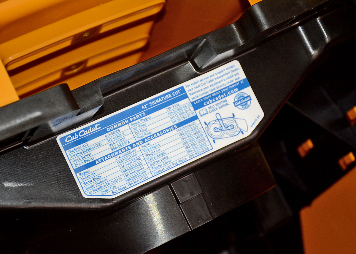 2016 Cub Cadet XT1 Riding Lawnmower