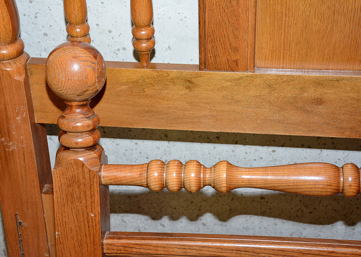 Broyhill Four Poster Queen/Full Bed