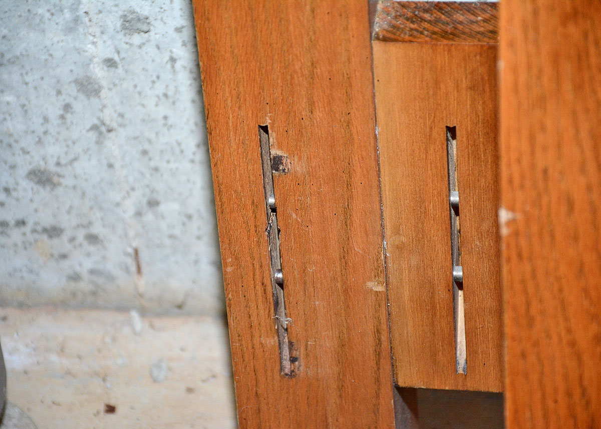 Broyhill Four Poster Queen/Full Bed