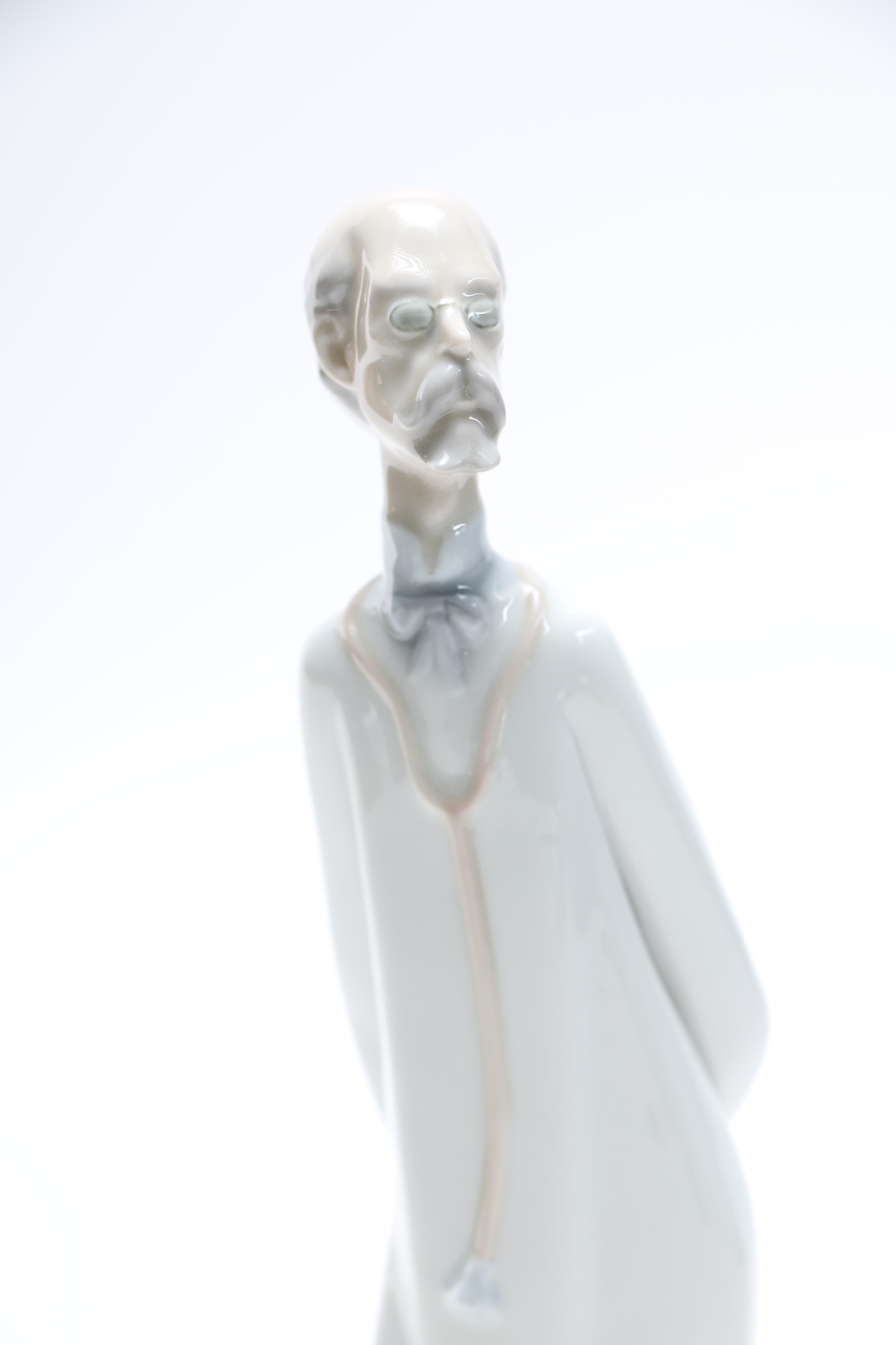 1970 Lladró "Doctor" Porcelain Figurine
