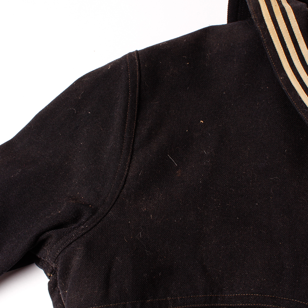 United States Navy, Petty Officer (Second Class) Radioman insignia