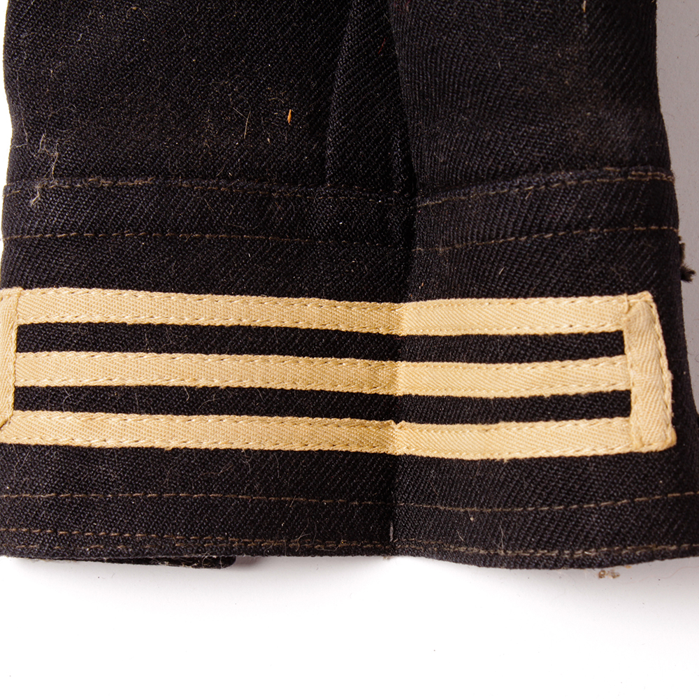 United States Navy, Petty Officer (Second Class) Radioman insignia