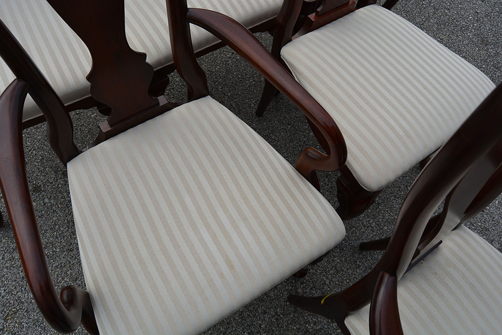 Sumter Cabinet Company Queen Anne Style Dining Room Chairs