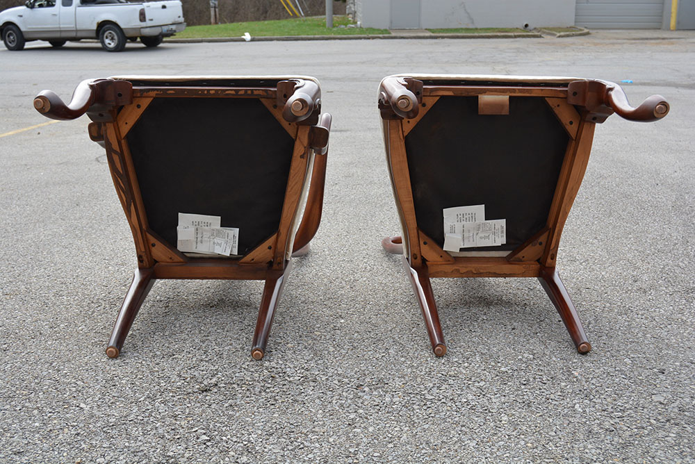 Sumter Cabinet Company Queen Anne Style Dining Room Chairs