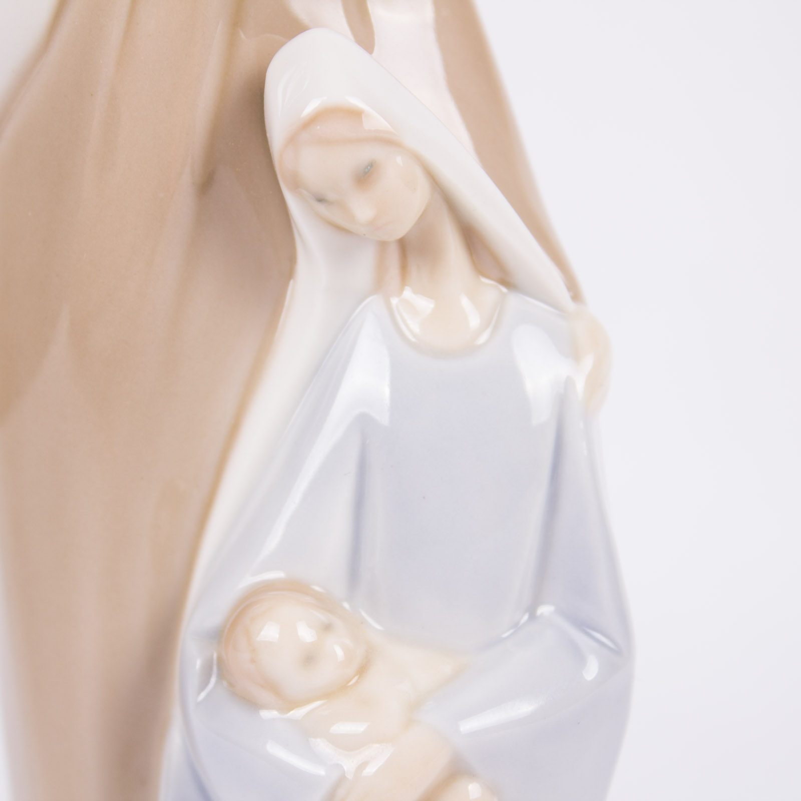 Lladro Porcelain Baby Jesus, Mary and Joseph Figurine