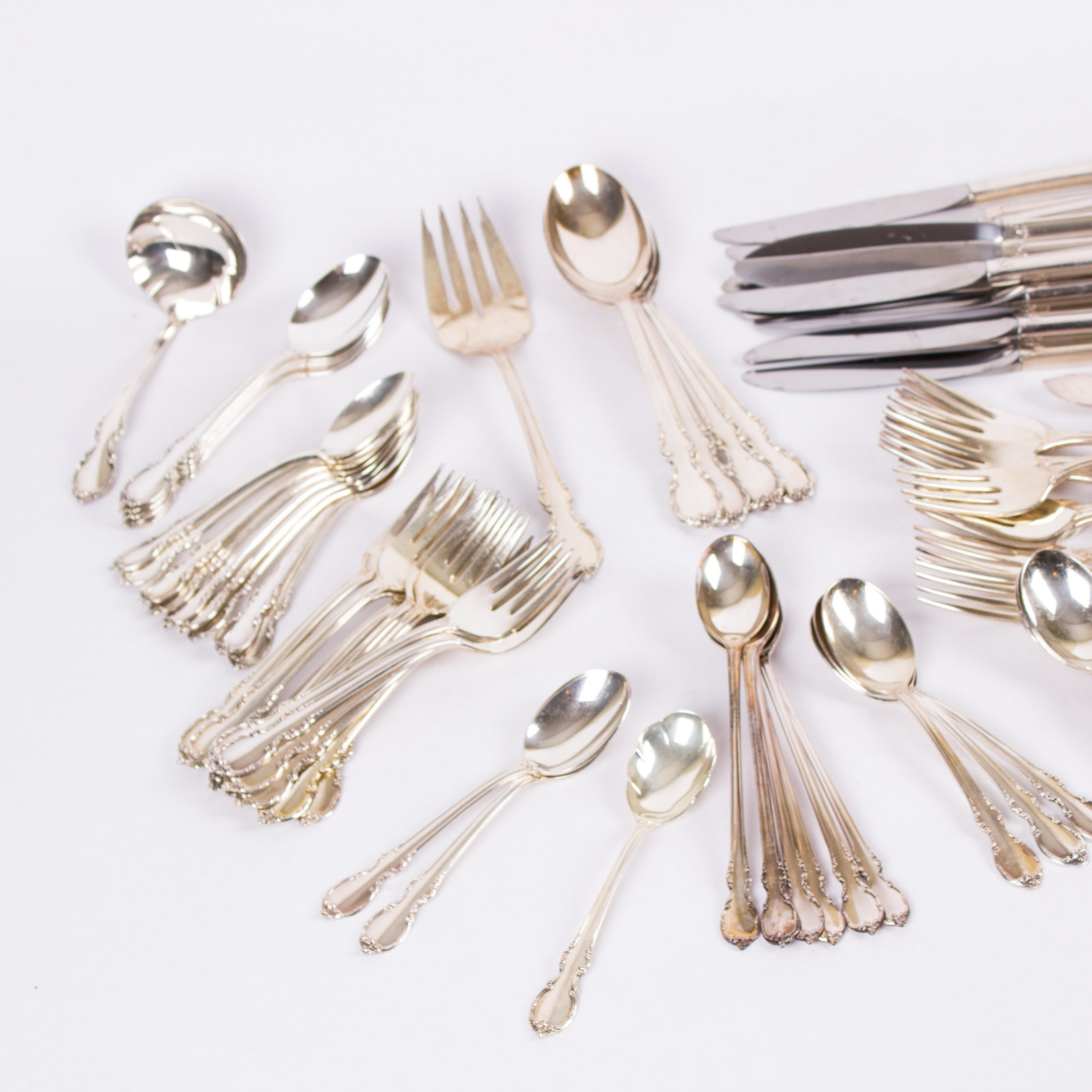 1847 Rogers Brothers "Reflections" Silver Plated Flatware Set