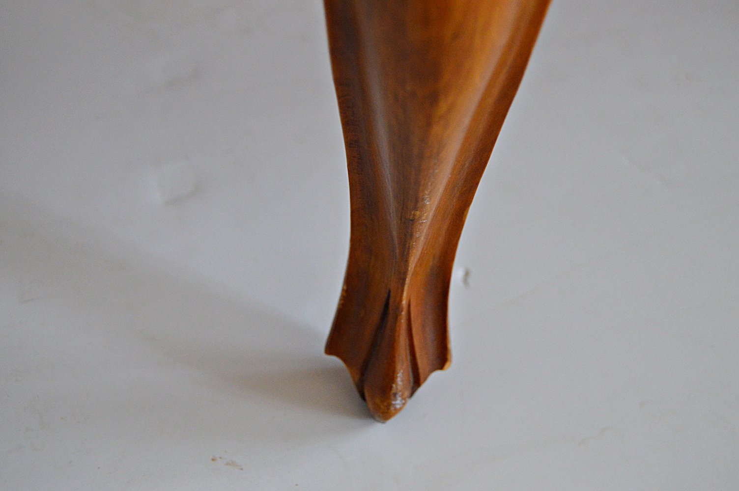 Italian Rococo Style Olive Wood Oyster Veneer Bombe Chest