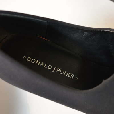 New Donald J. Pliner "Maddy" Black Crepe Women's Shoes
