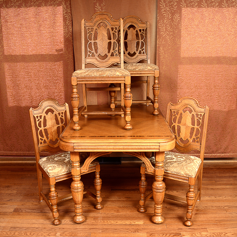 Perfection Table Slide Butterfly Leaf Dining Table and Chairs