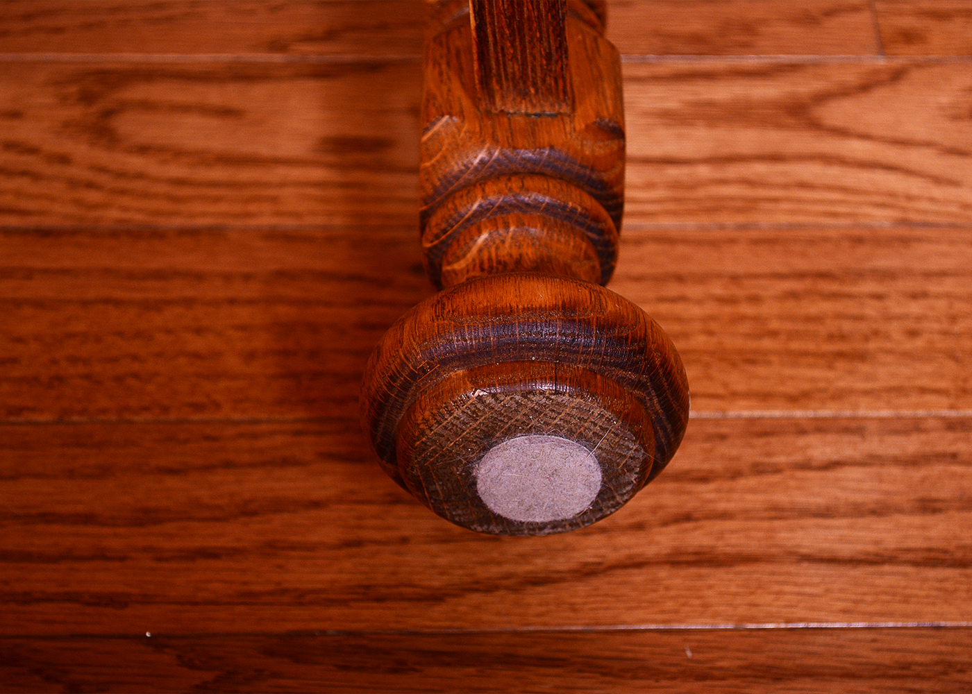 Perfection Table Slide Butterfly Leaf Dining Table and Chairs