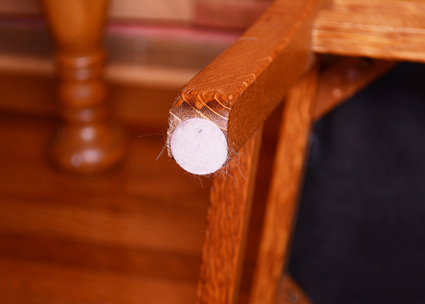 Perfection Table Slide Butterfly Leaf Dining Table and Chairs