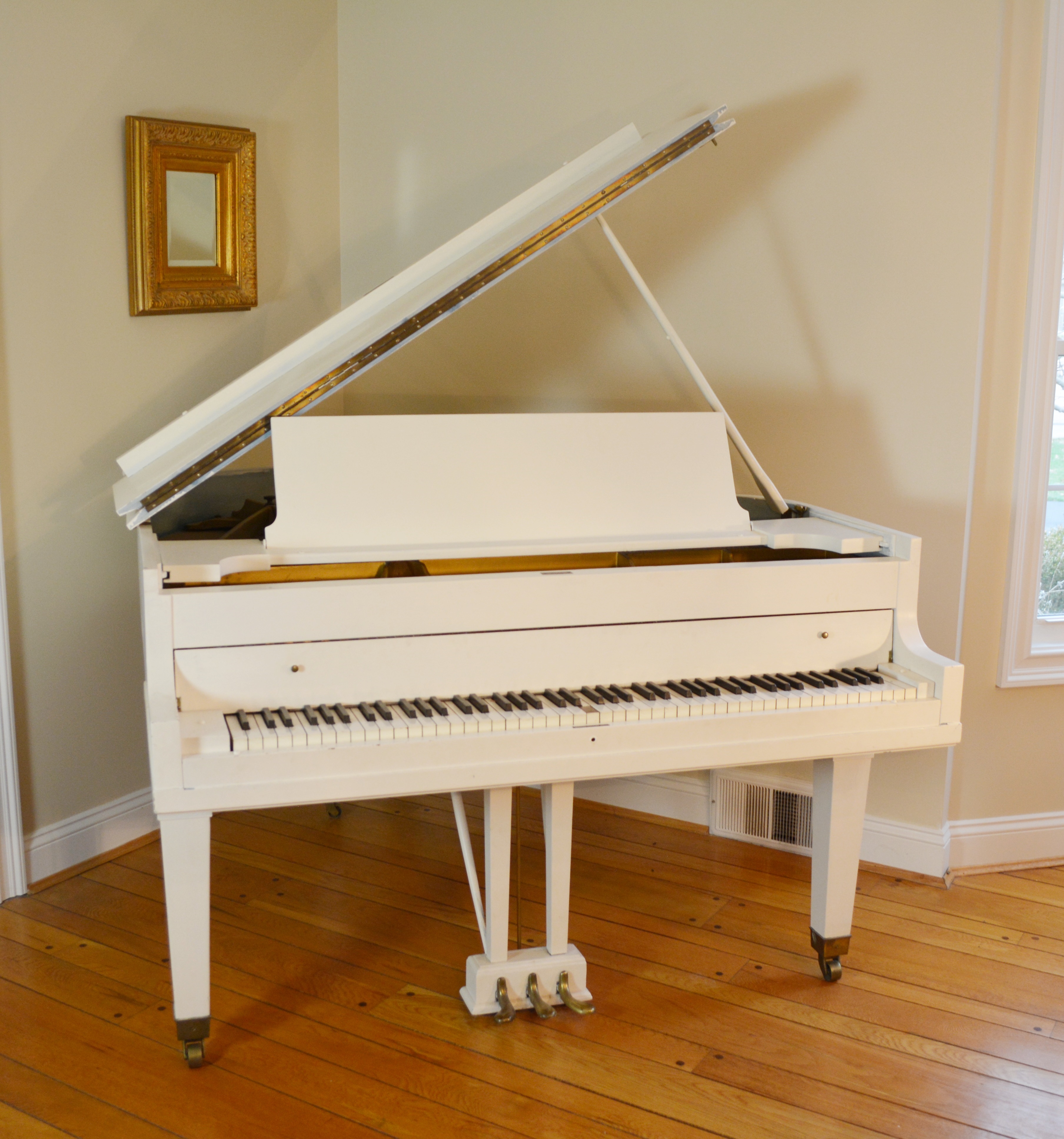 Krell White Baby Grand Piano