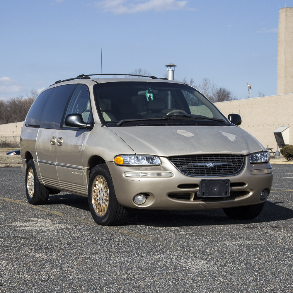 1998 Chrysler Town & Country LXi All Wheel Drive Minivan