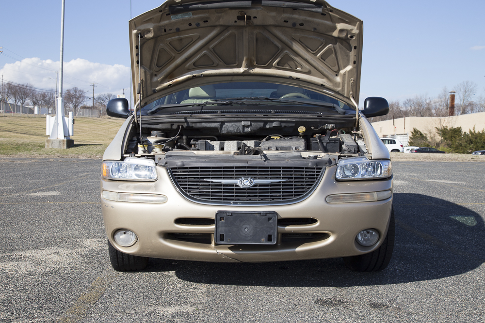 1998 Chrysler Town & Country LXi All Wheel Drive Minivan