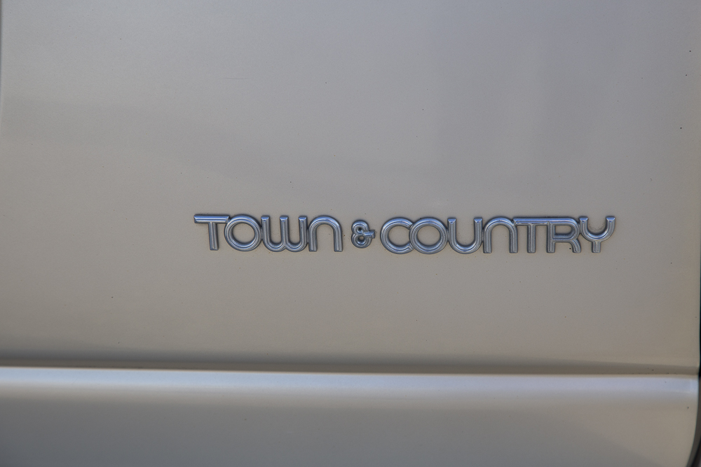 1998 Chrysler Town & Country LXi All Wheel Drive Minivan