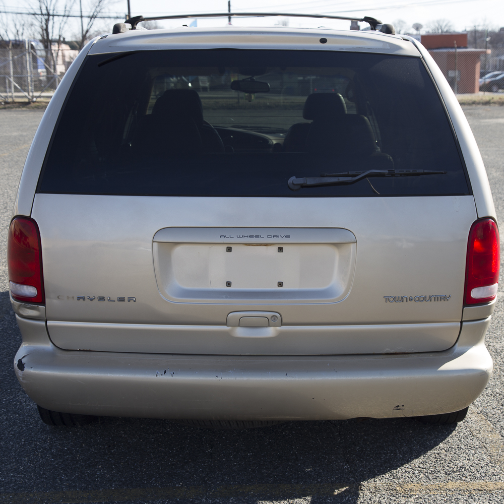1998 Chrysler Town & Country LXi All Wheel Drive Minivan