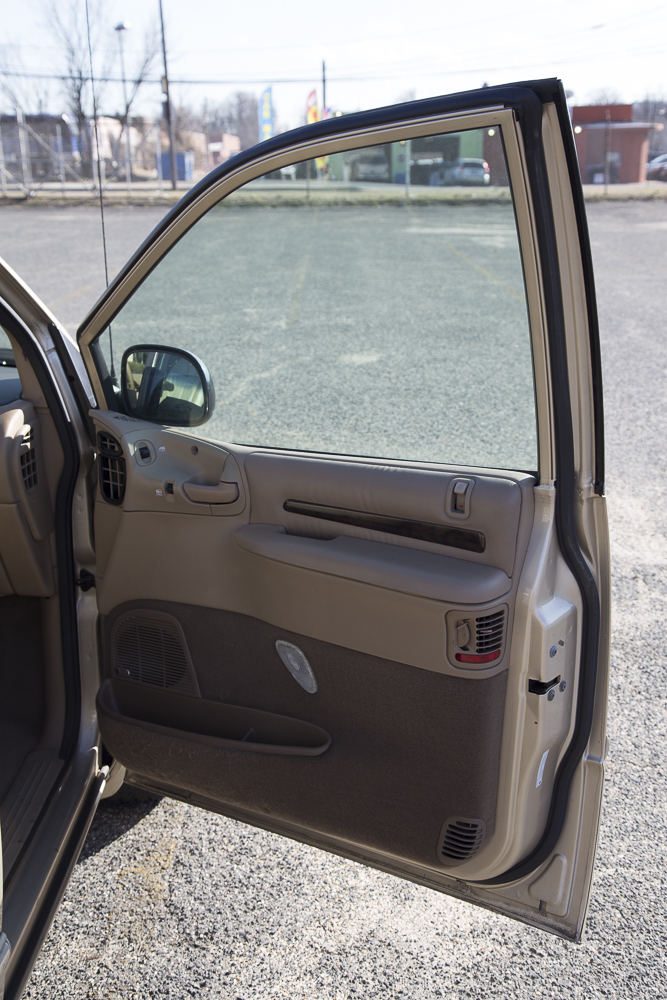 1998 Chrysler Town & Country LXi All Wheel Drive Minivan