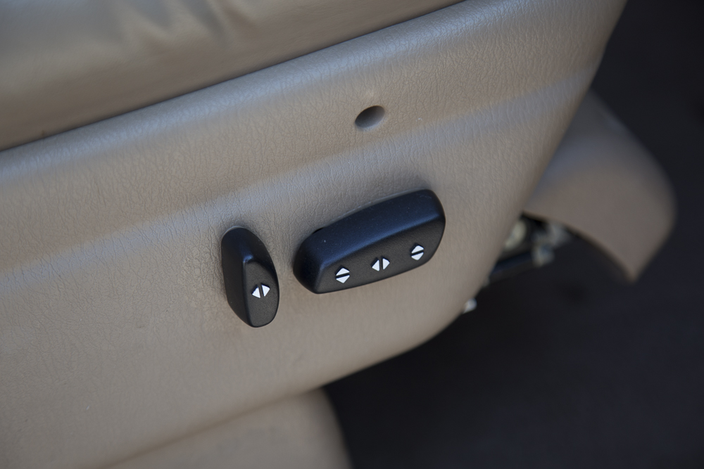 1998 Chrysler Town & Country LXi All Wheel Drive Minivan