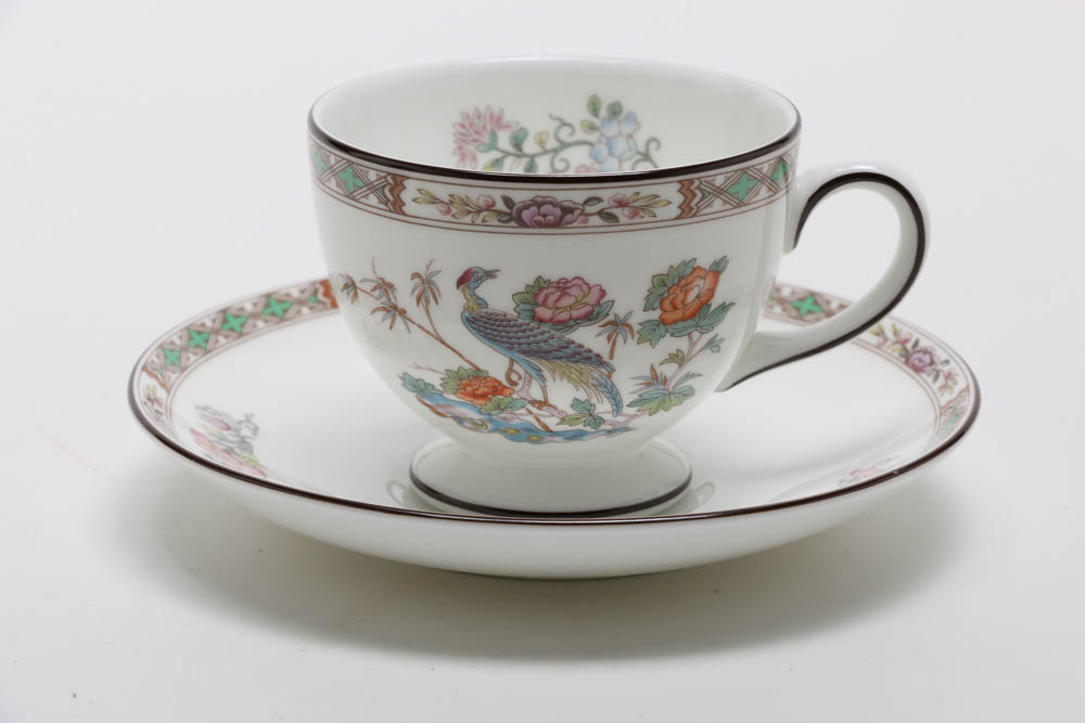 Wedgwood "Kutani Crane" Bone China Dinner/Tea Service for Four