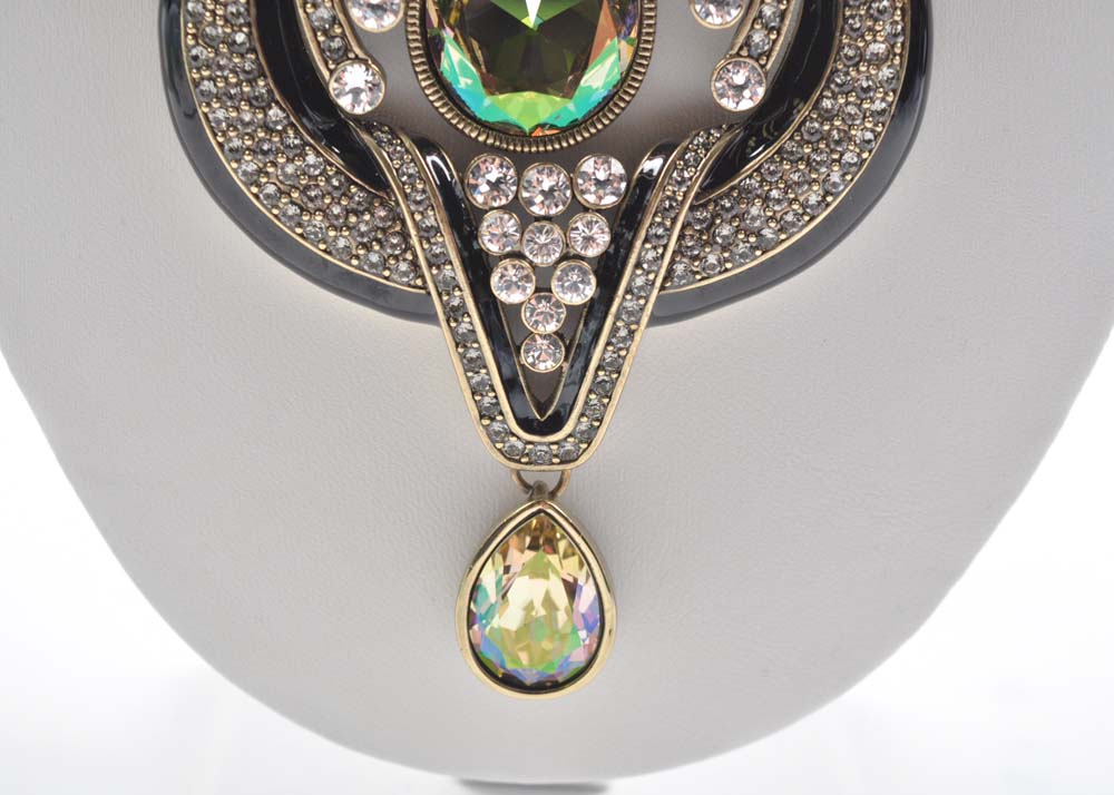 Heidi Daus Bold Costume Choker