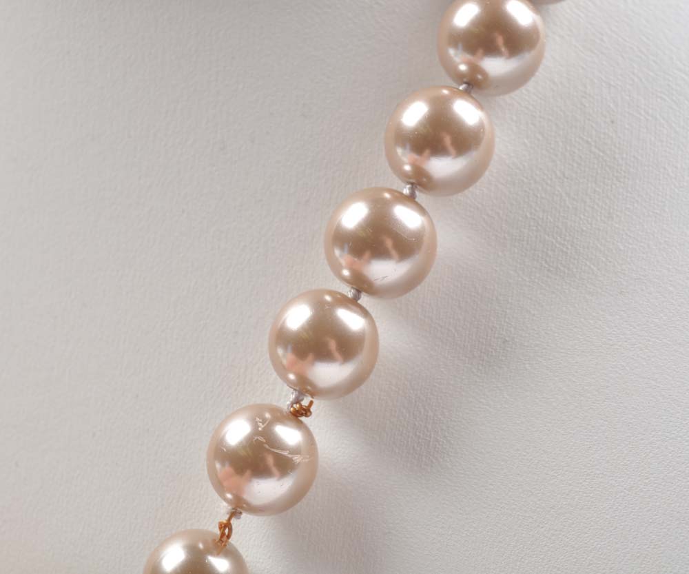 Heidi Daus Bold Costume Choker