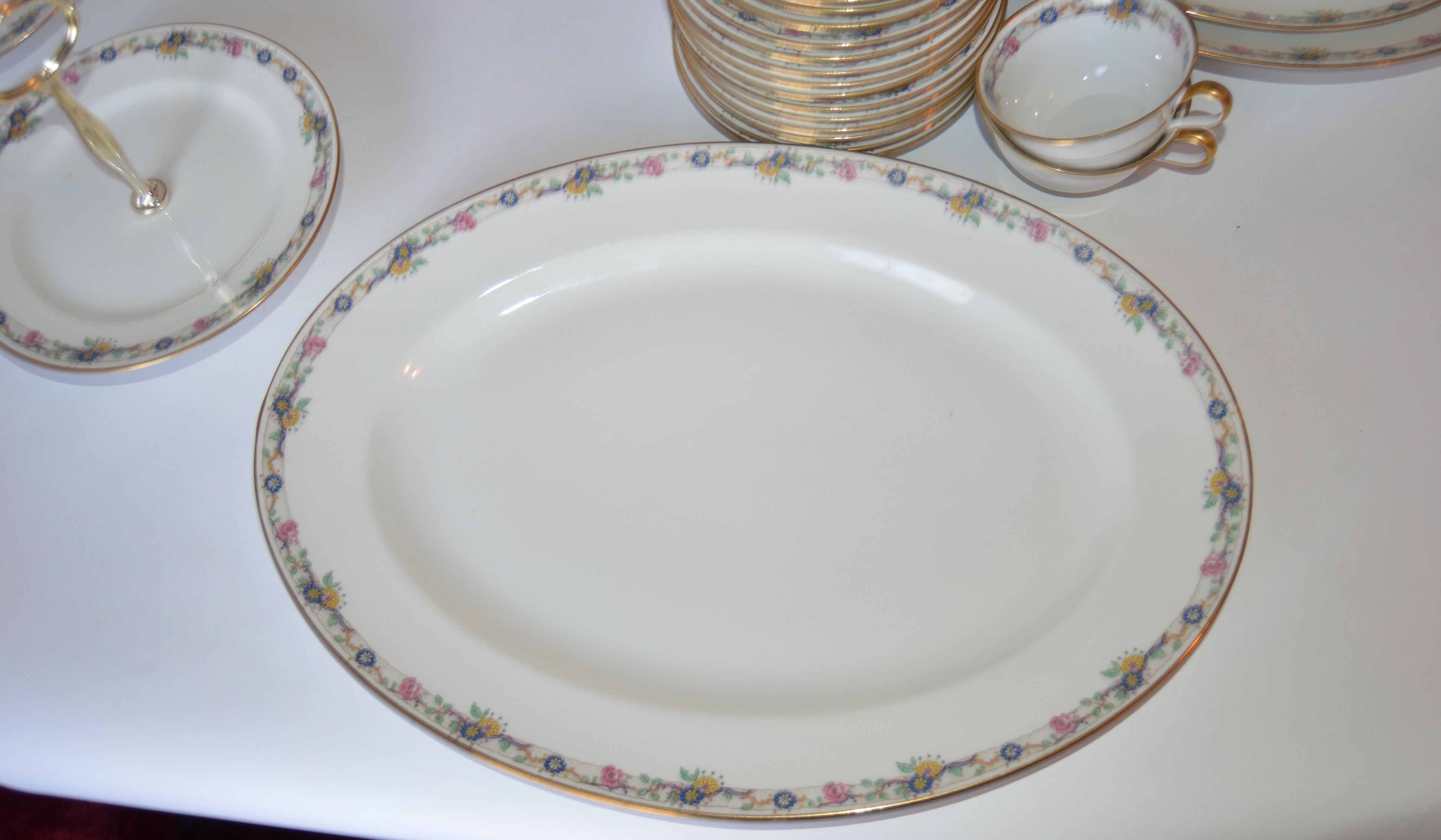 Vintage Charles Ahrenfeldt Limoges 12-Pc Porcelain China Set