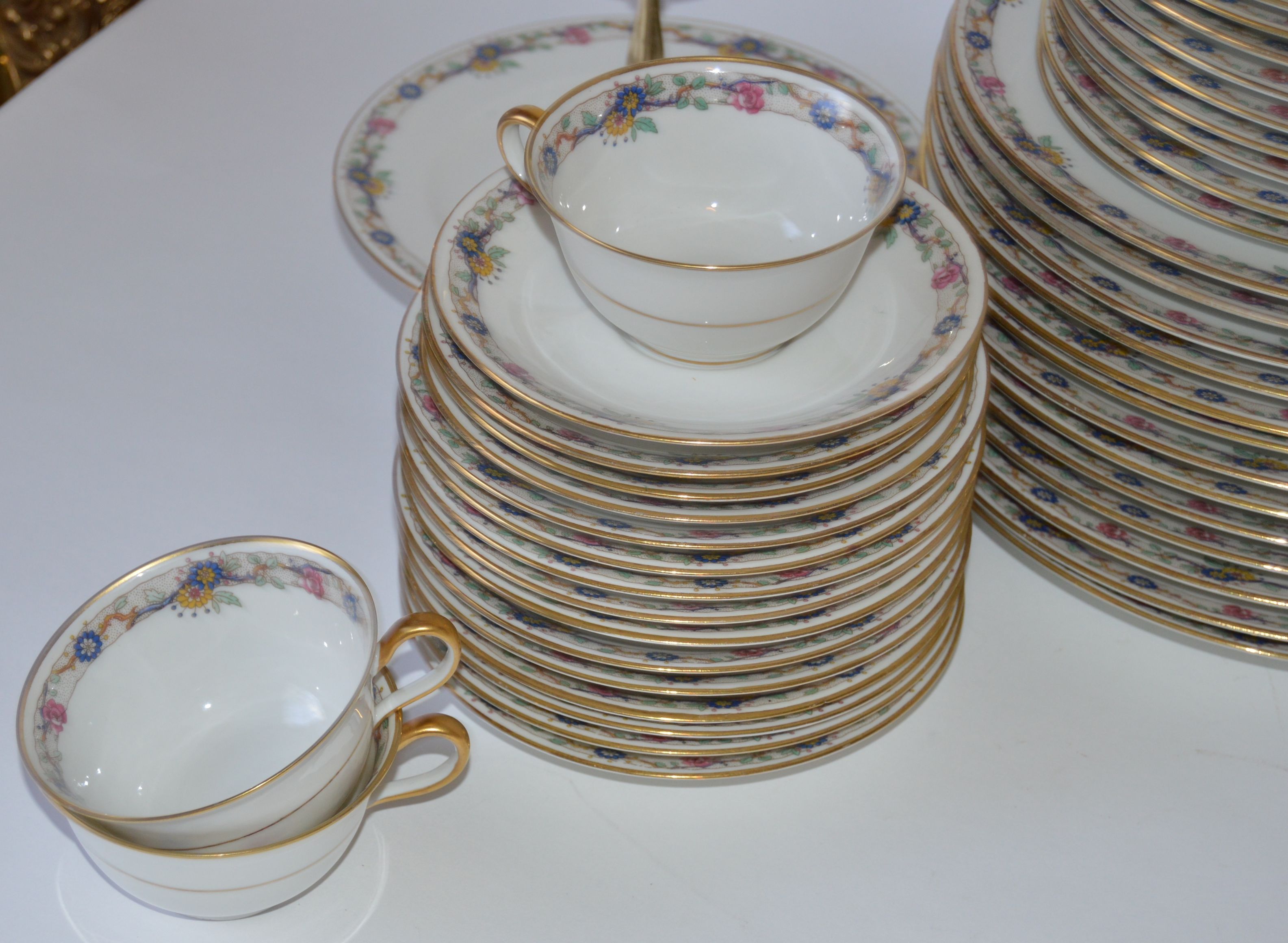 Vintage Charles Ahrenfeldt Limoges 12-Pc Porcelain China Set