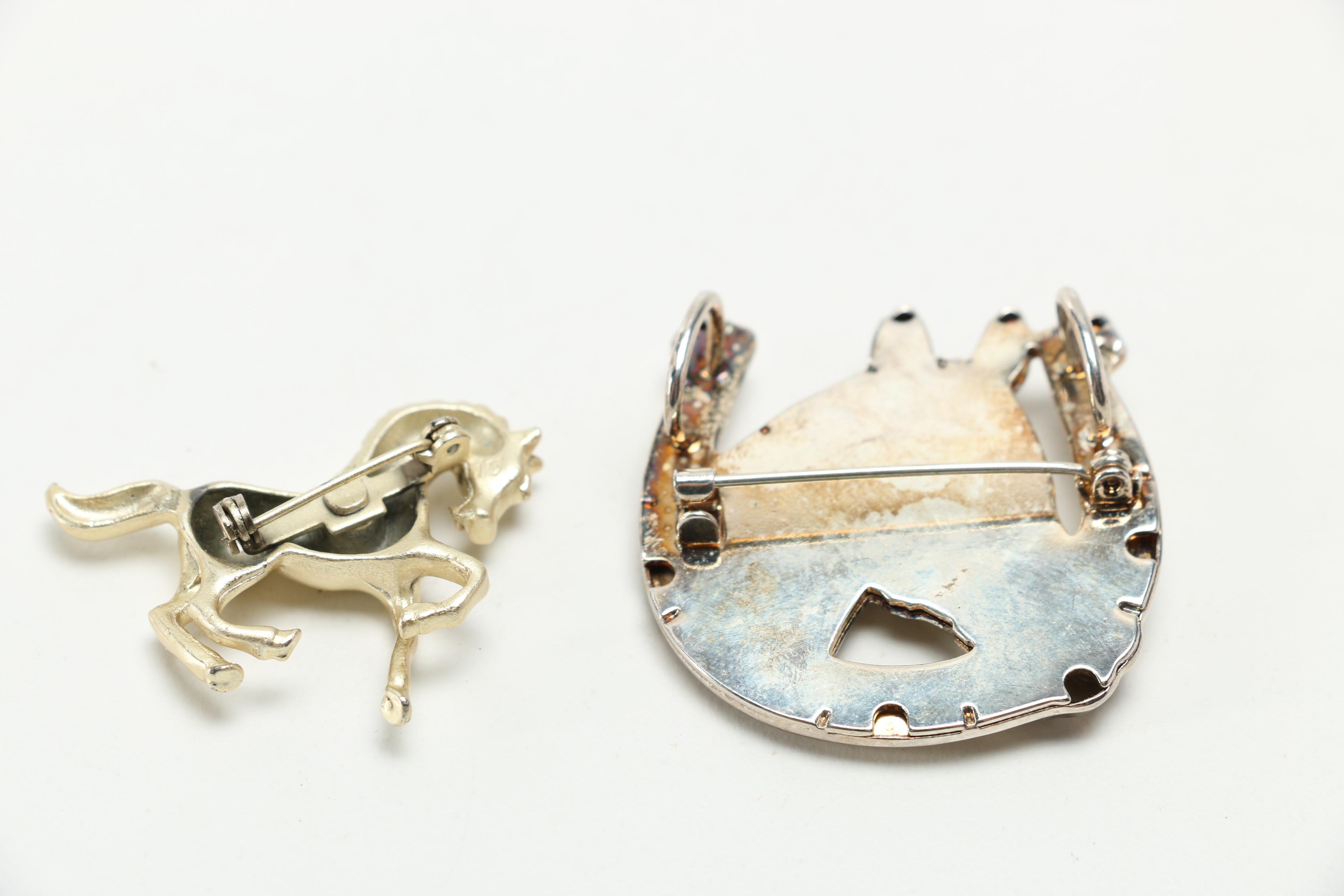 Horse-Themed Pins and Décor