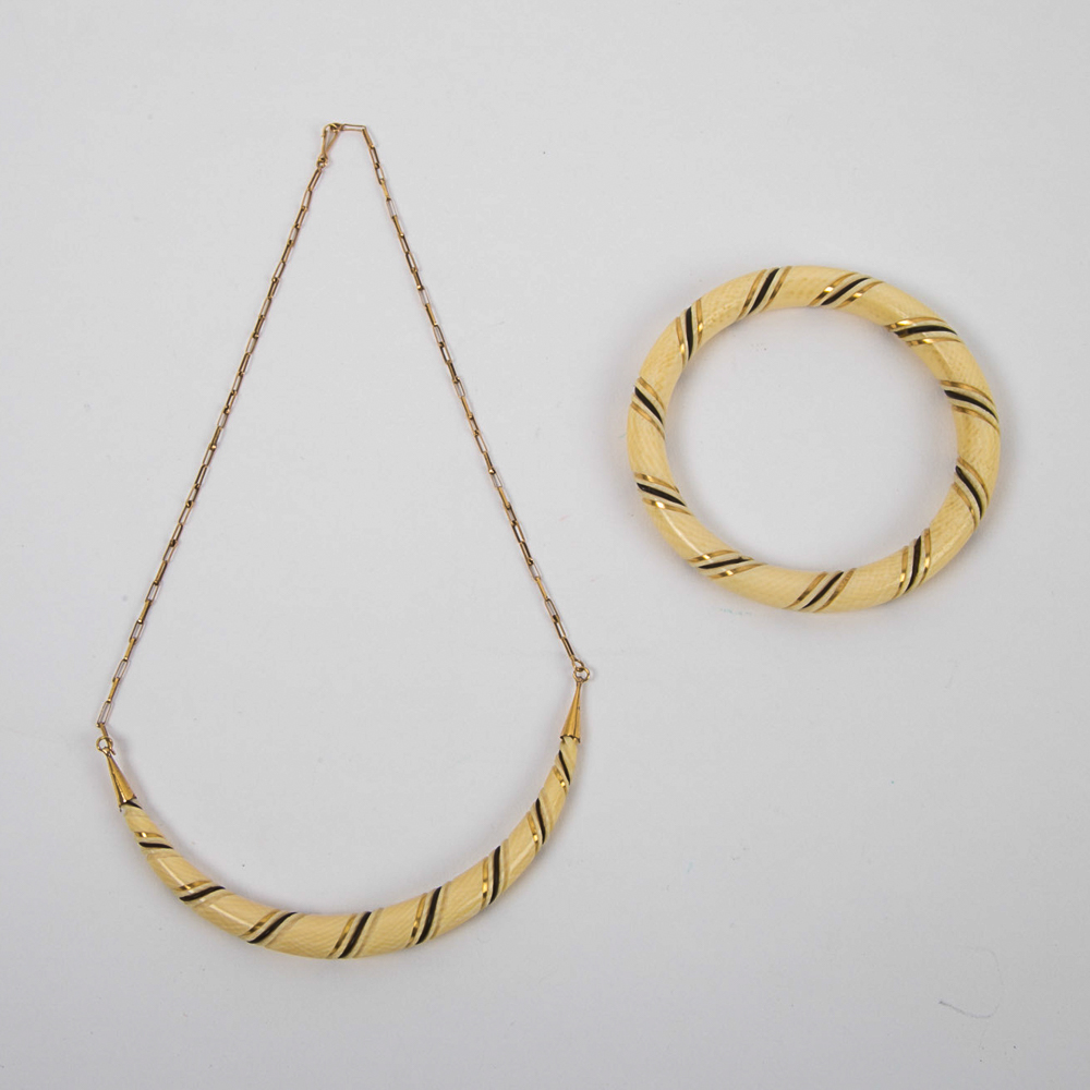 Vintage Costume Necklace and Bracelet Set