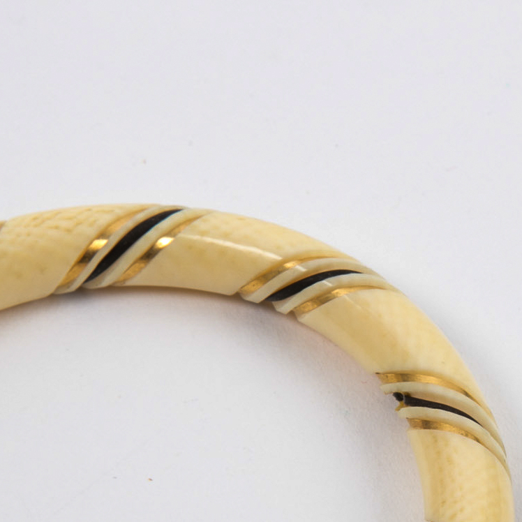 Vintage Costume Necklace and Bracelet Set