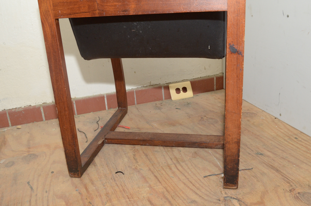 Set of 10 Peter Danko Modern "Clyde's" Chairs