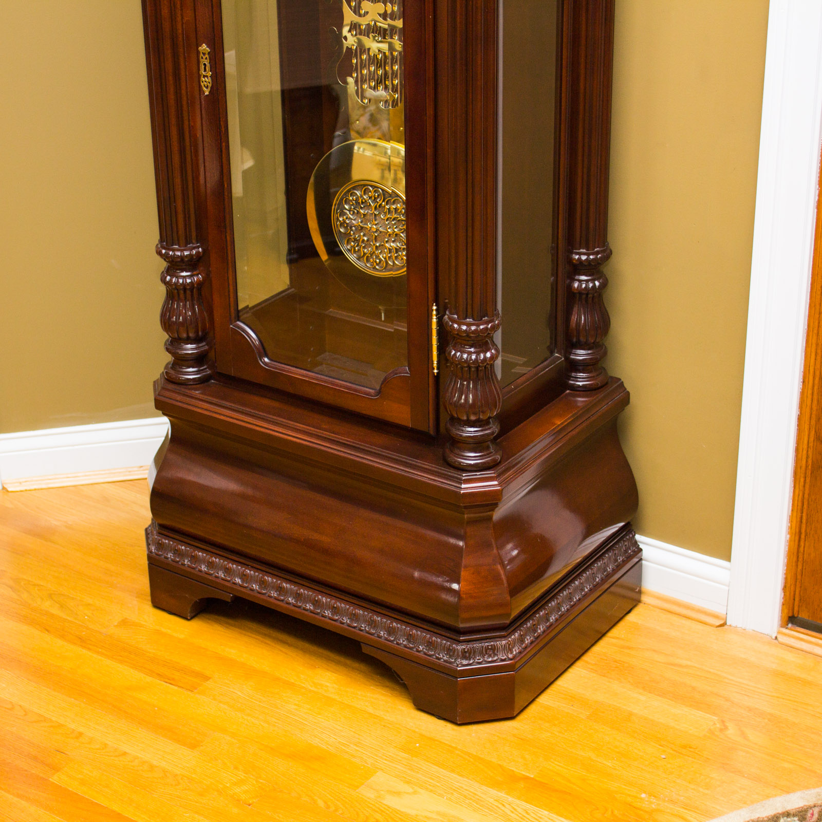 Howard Miller Presidential Collection Grandfather Clock