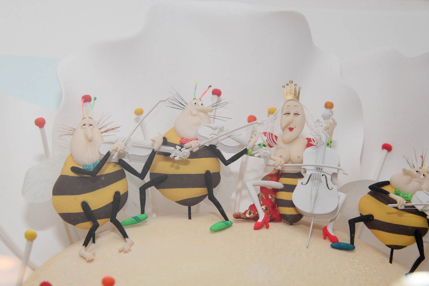 Reinhard Original Paper Sculpture "The Sting Quartett"