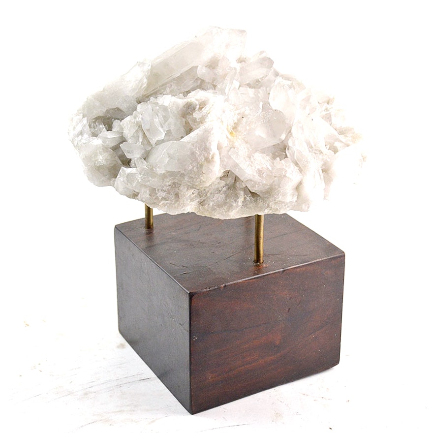 Quartz Crystal Mass With Display Stand