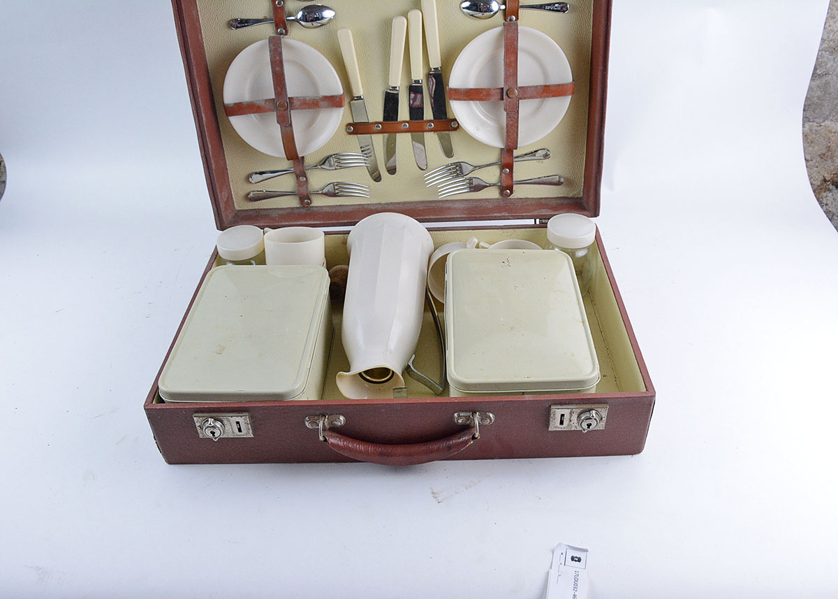 Vintage Picnic Set